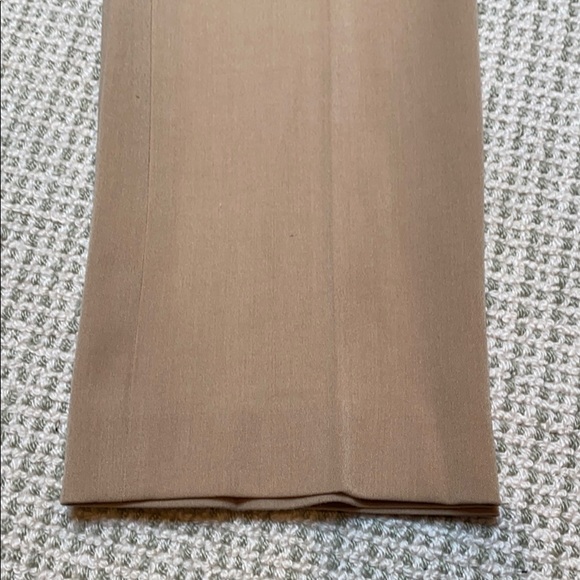Tan pleated dress pants - Picture 3 of 4